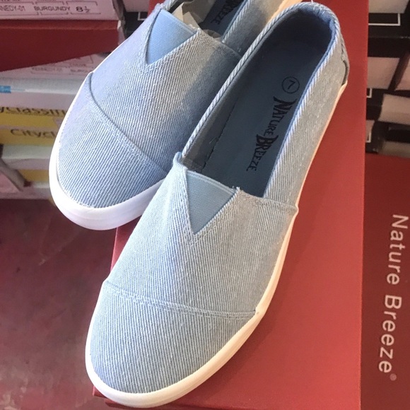 1 Left Nature Blue Textured Slip On Sneaker 9.5 - Picture 5 of 6